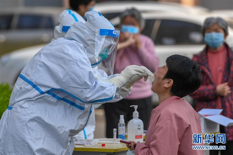 （新華全媒頭條·兩會精神看落實·圖文互動）（5）整體謀劃、系統(tǒng)升級、全面提升——落實全國兩會精神織牢織密公共衛(wèi)生防護網